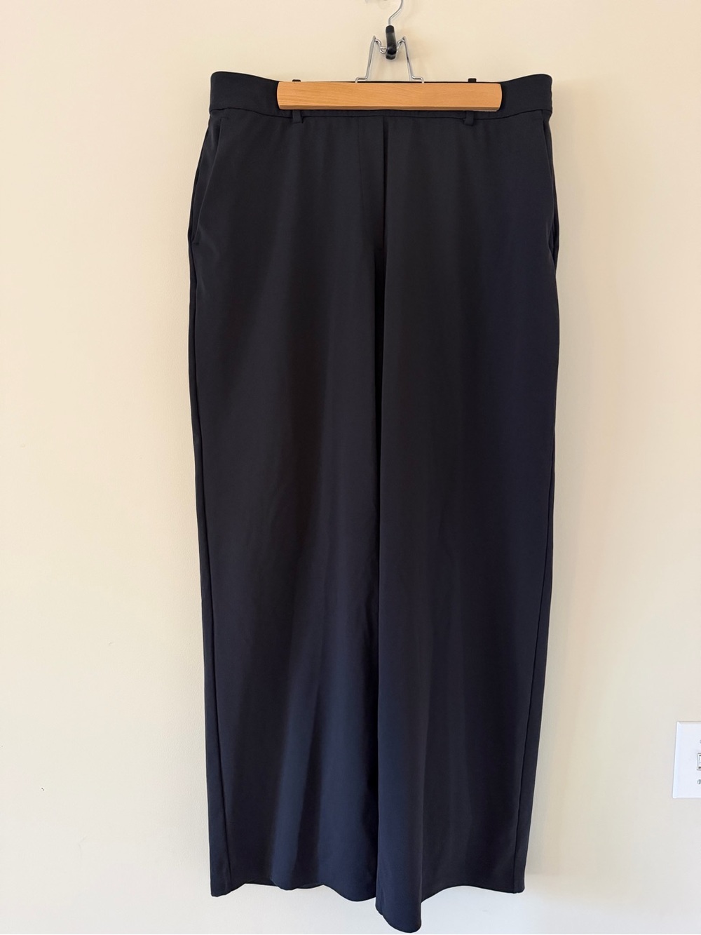 Lululemon wide leg pull on pant - XL